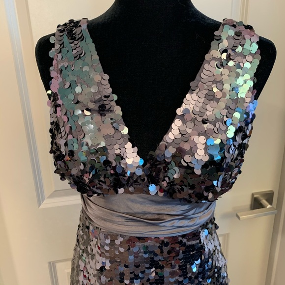 Gray Double V Neck Large Sequined Dress - Picture 2 of 6